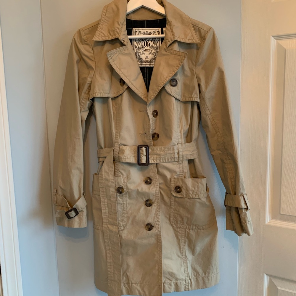 Guess raincoat